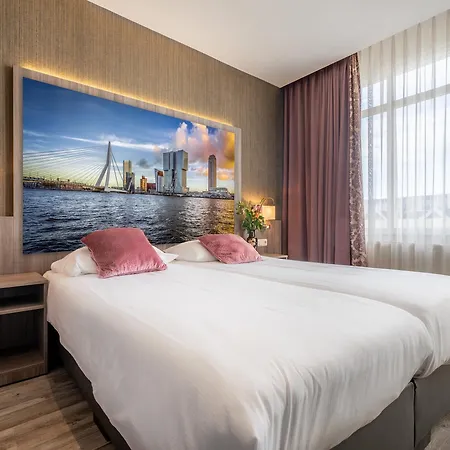 Boutique Milano Rotterdam-centre 3*