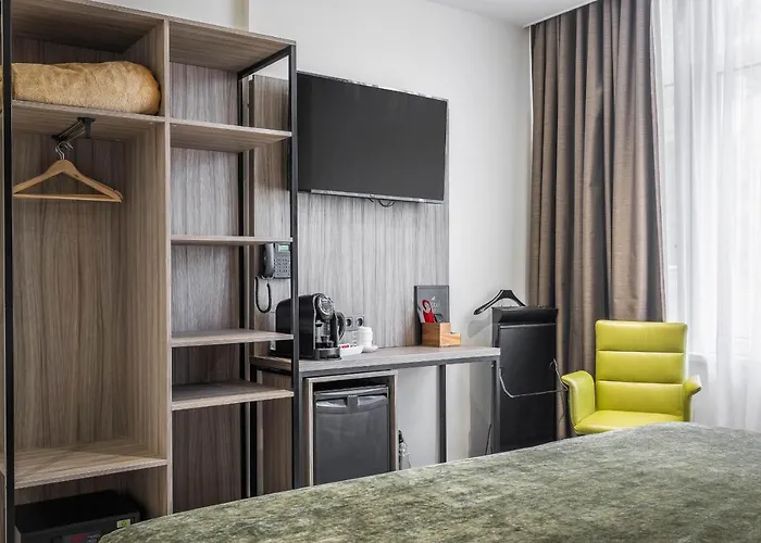 Boutique Milano Rotterdam-centre 3*