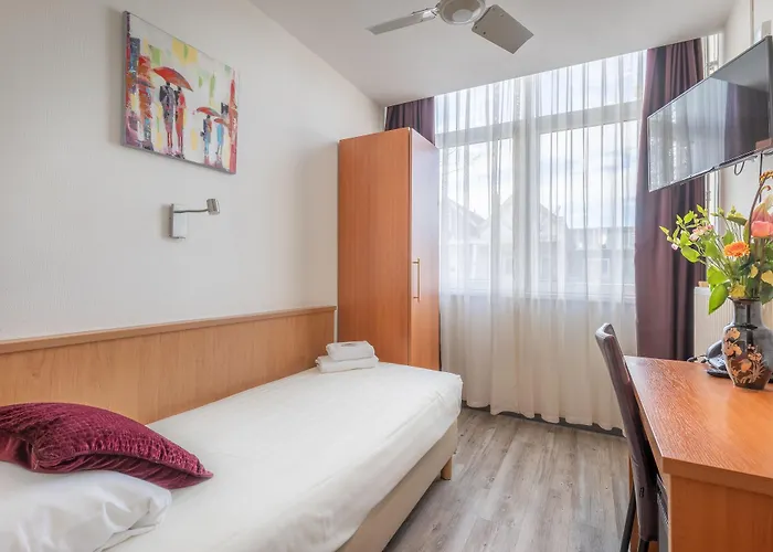 Boutique Milano Rotterdam-centre Ρότερνταμ