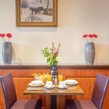 Boutique Milano Rotterdam-centre 3*